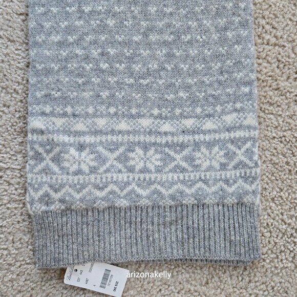 NWT Brooks Brothers 346 Knit Wool Snowflake Fair Isle Scarf Grey White - Picture 5 of 10